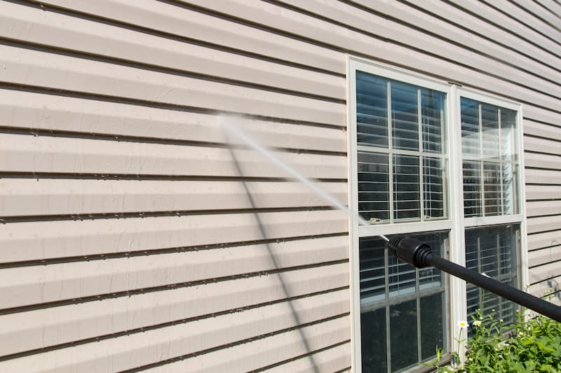 Why Is My Siding Chalky? Understanding Oxidation